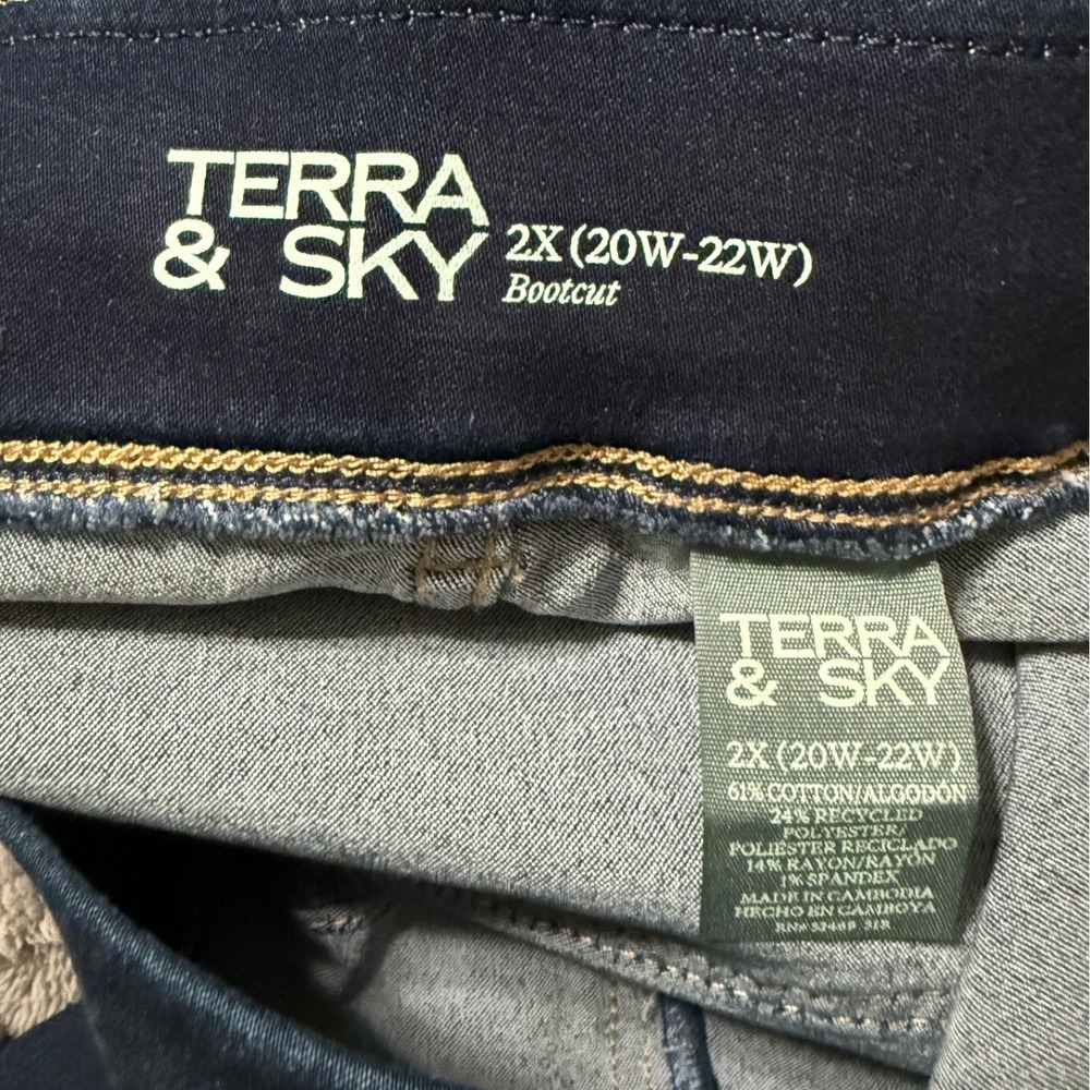 Terra & Sky Bootcut Jeans Womens 2X (20W-22W) Dark Wash New Pull On High Rise - Picture 3 of 8